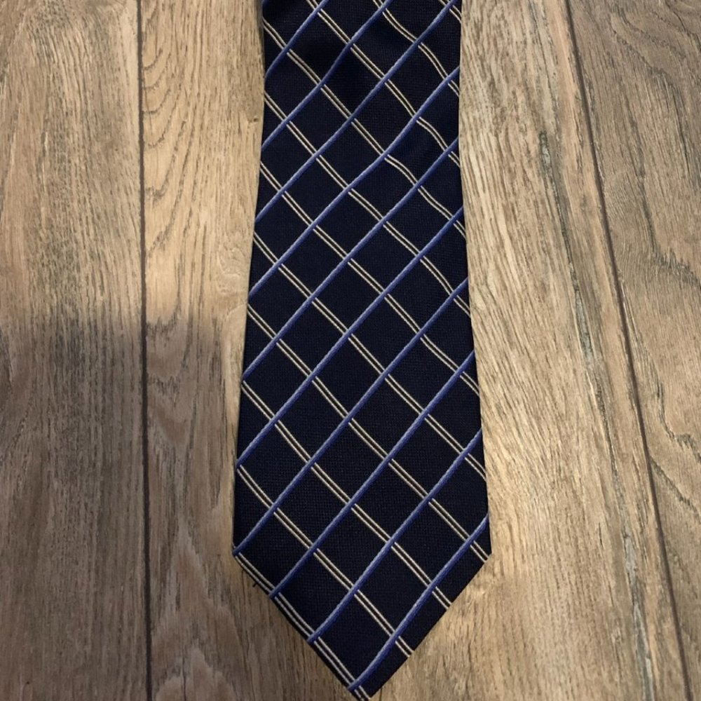 NEW VERSA MILAN NEW YORK NAVY/SILVER SILK‎ TIE